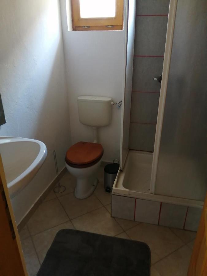 Lisztes Apartman Zamardi Ngoại thất bức ảnh