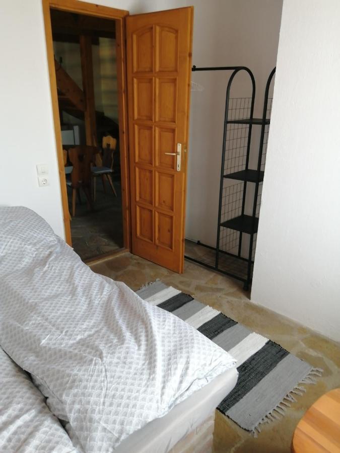 Lisztes Apartman Zamardi Ngoại thất bức ảnh