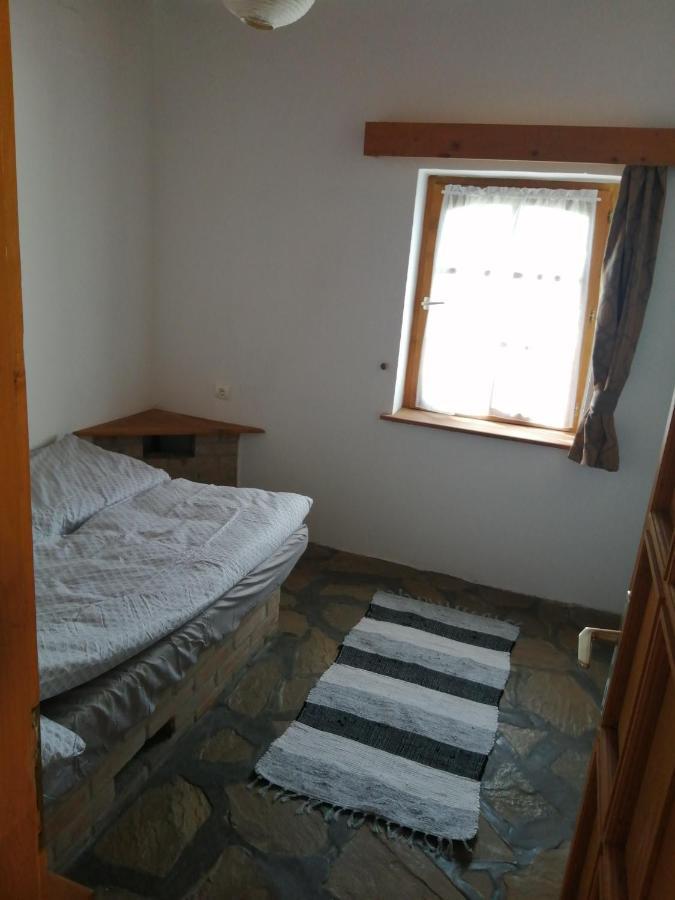 Lisztes Apartman Zamardi Ngoại thất bức ảnh