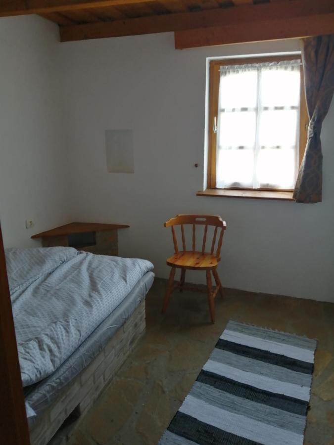 Lisztes Apartman Zamardi Ngoại thất bức ảnh