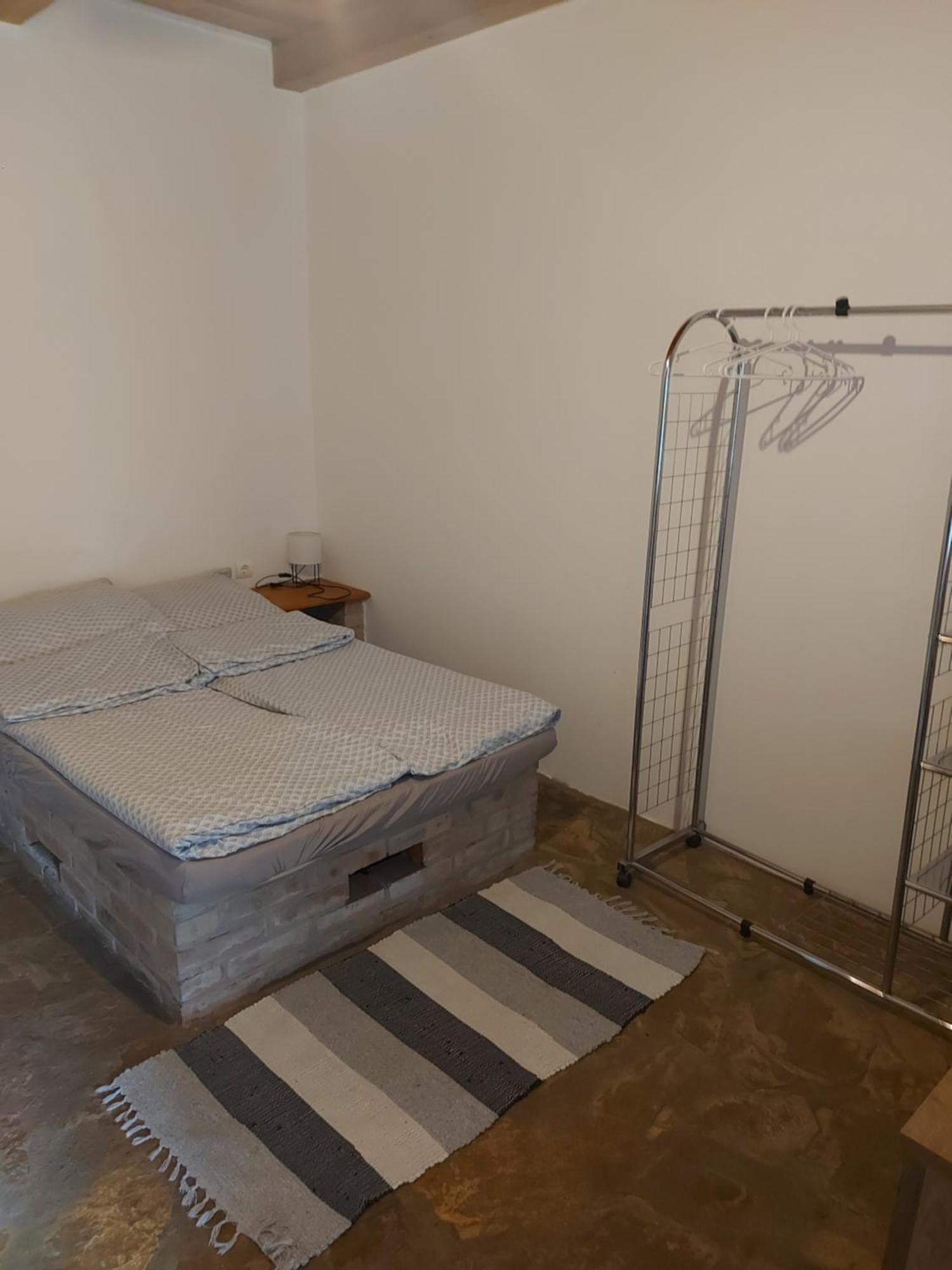 Lisztes Apartman Zamardi Ngoại thất bức ảnh